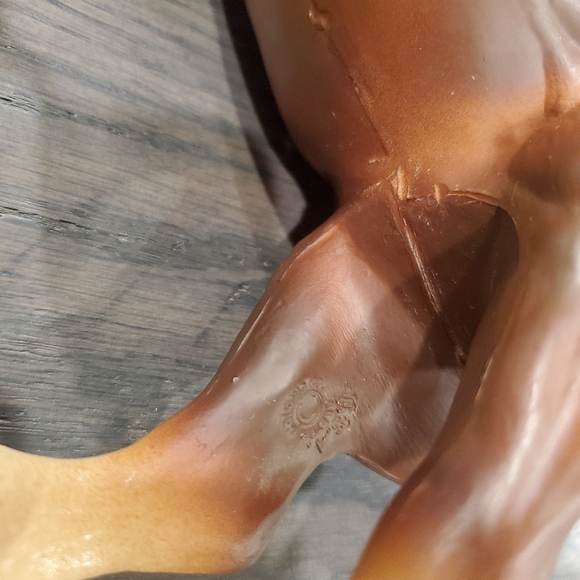 Beautiful Vintage Breyer Clydesdale Stallion With Red and White Bobs 70's -80's - Picture 9 of 12